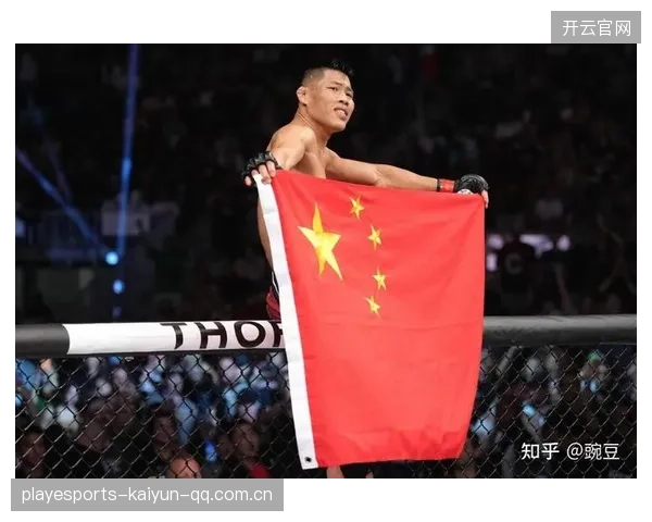 拳击手用气势压倒式打法，赢得终极胜利的秘诀